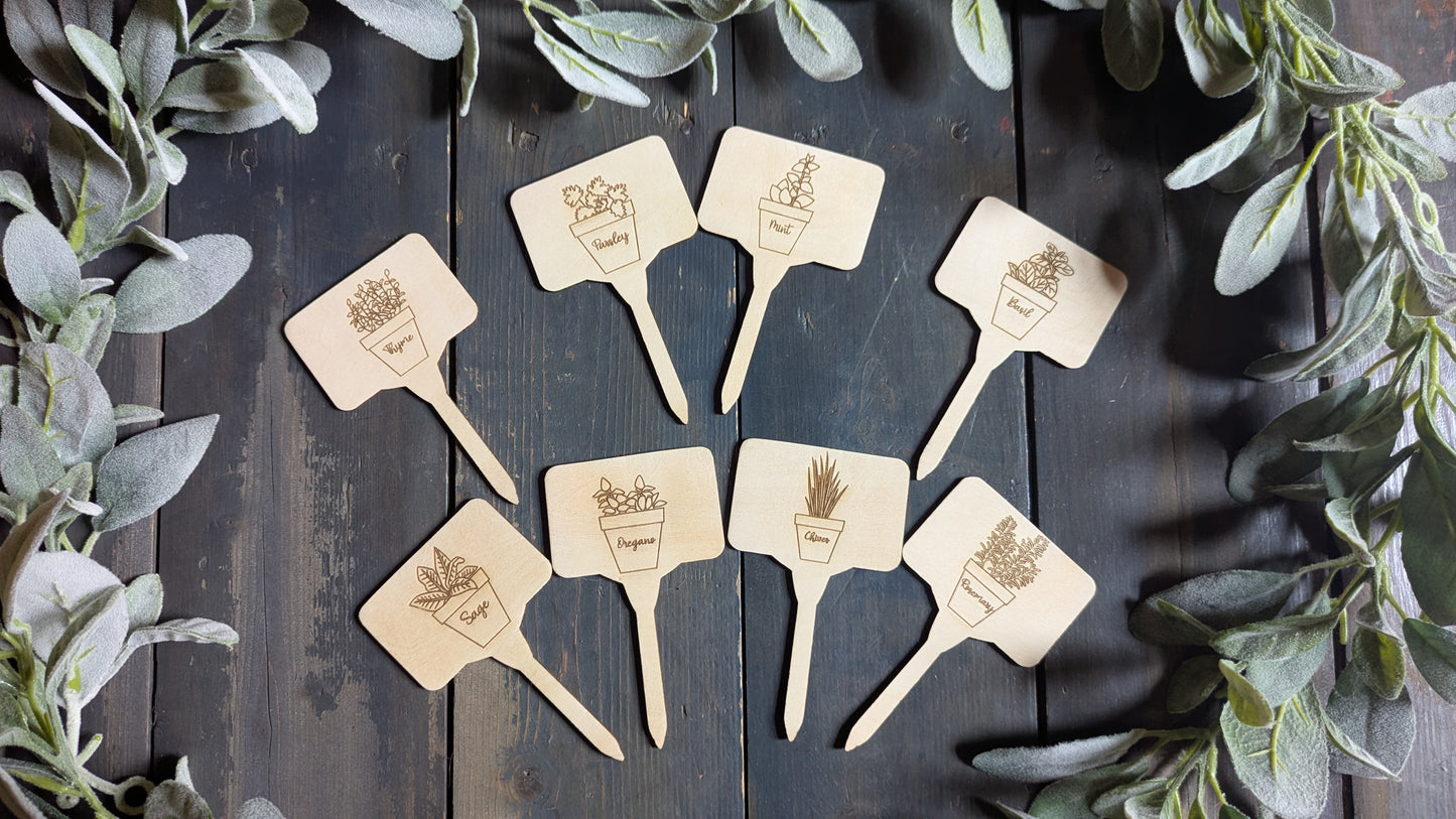 Herb & Garden Markers - Stylish Engraved Garden and Herb Bed Markers - Set of 6
