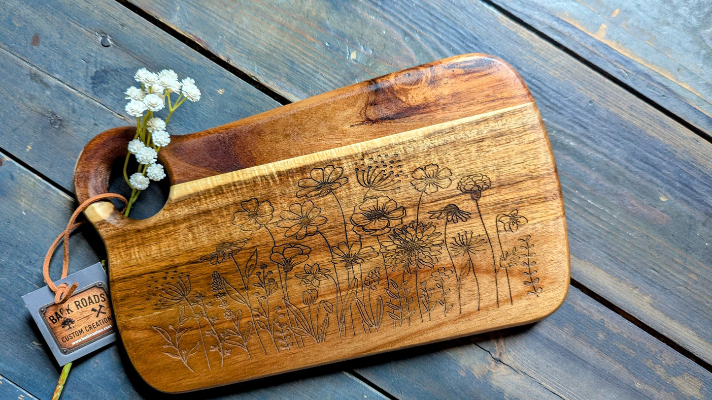 Wildflower Engraved Wooden Cutting Board – Handcrafted Charcuterie or Serving Board – Rustic Kitchen Décor – Personalized Gift Idea