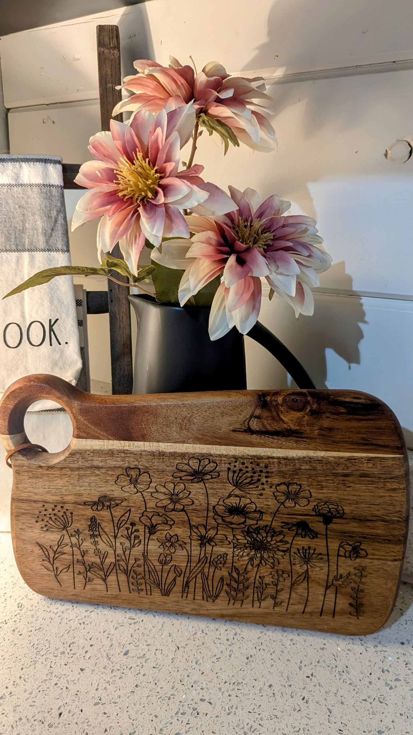 Wildflower Engraved Wooden Cutting Board – Handcrafted Charcuterie or Serving Board – Rustic Kitchen Décor – Personalized Gift Idea